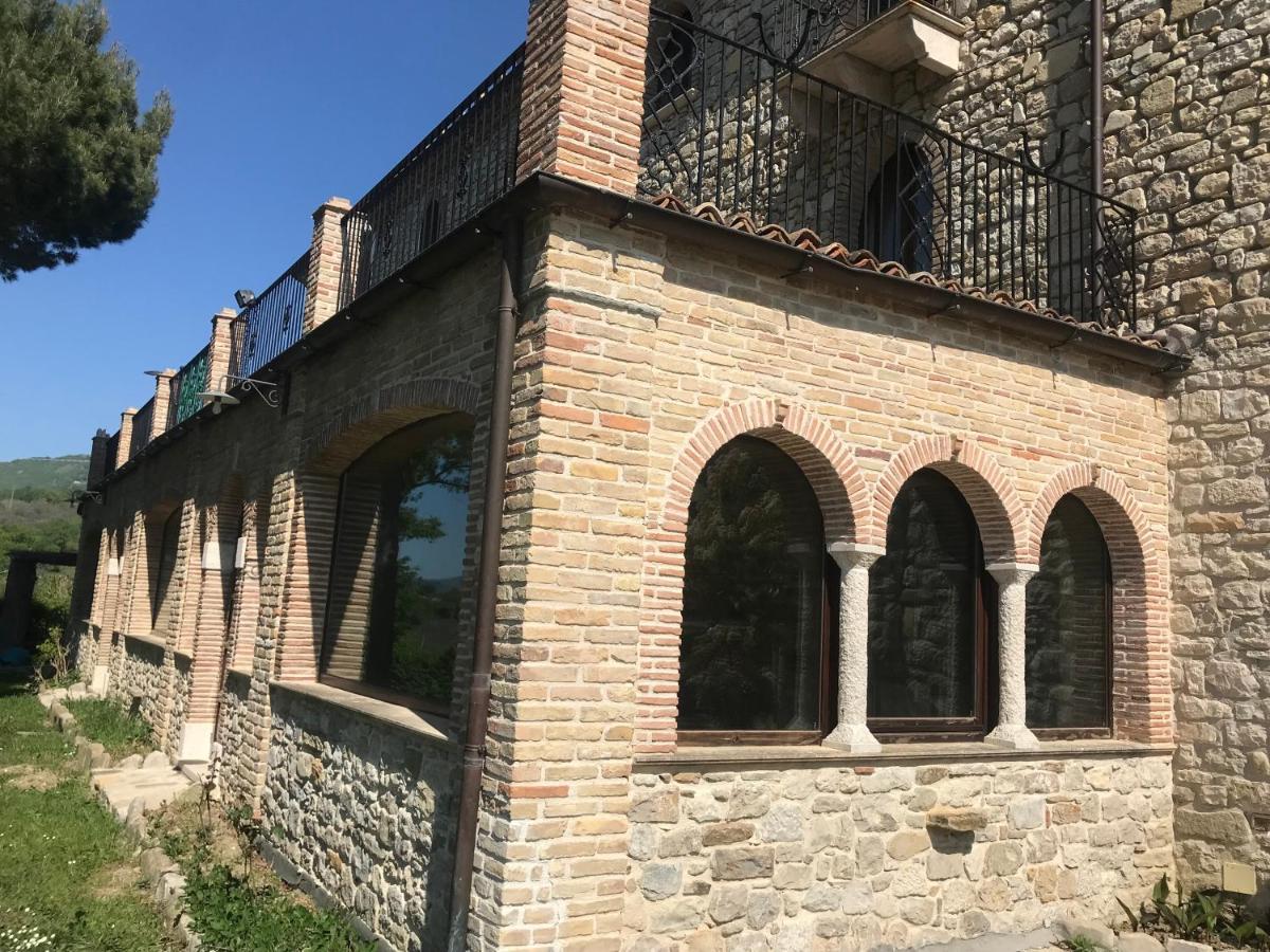 Hotel Lo Smeraldo Roccavivara Kültér fotó