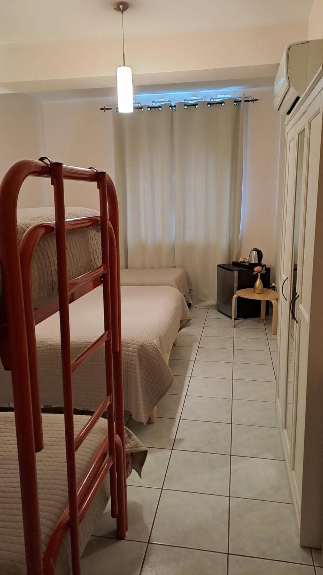 Hotel Lo Smeraldo Roccavivara Kültér fotó