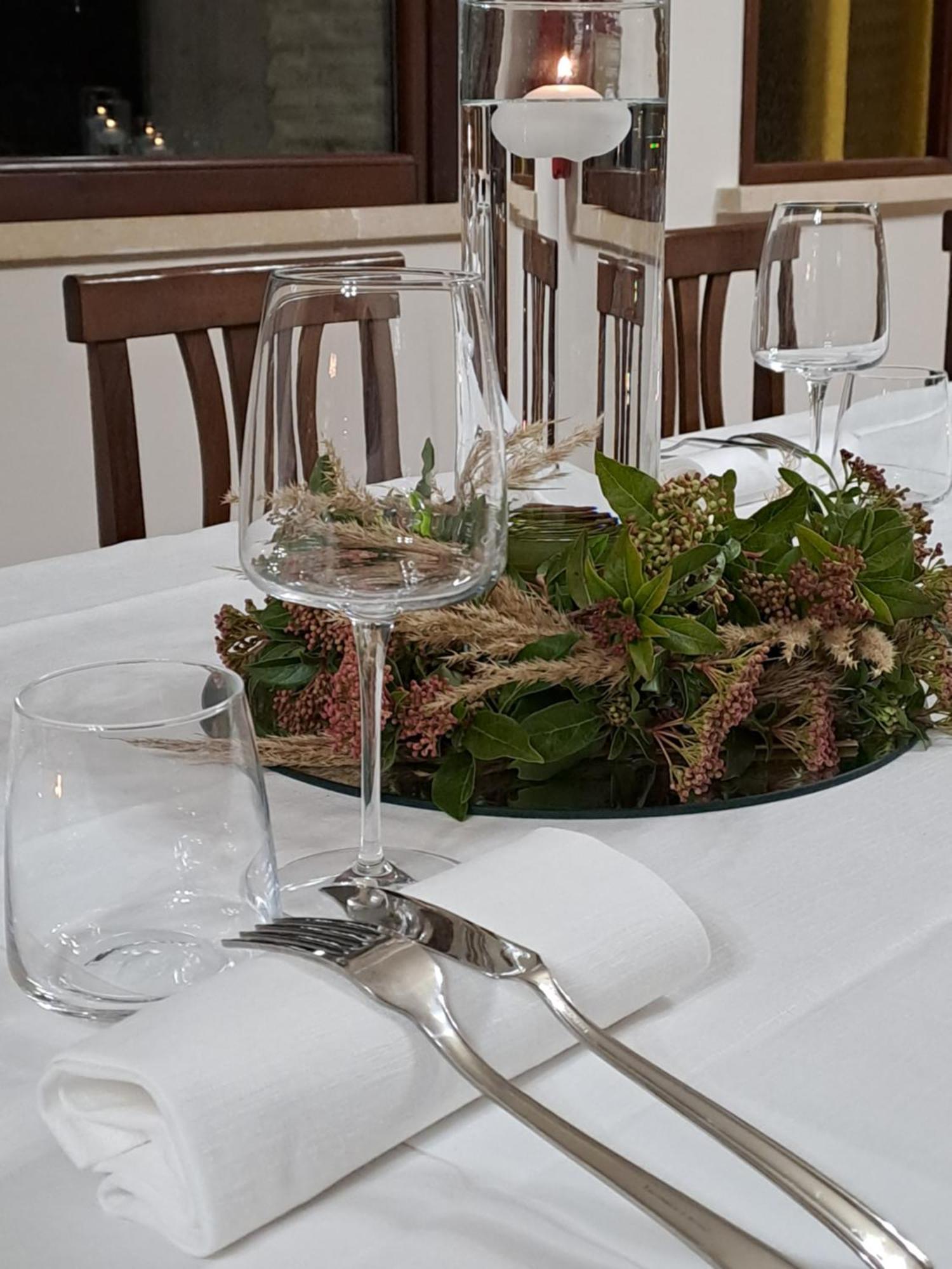 Hotel Lo Smeraldo Roccavivara Kültér fotó